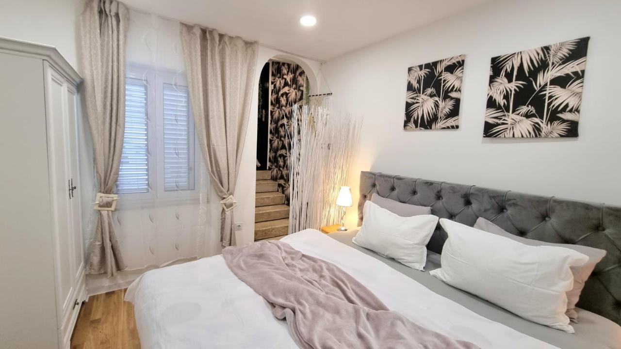 Place 4 U Studio Center Zadar Buitenkant foto